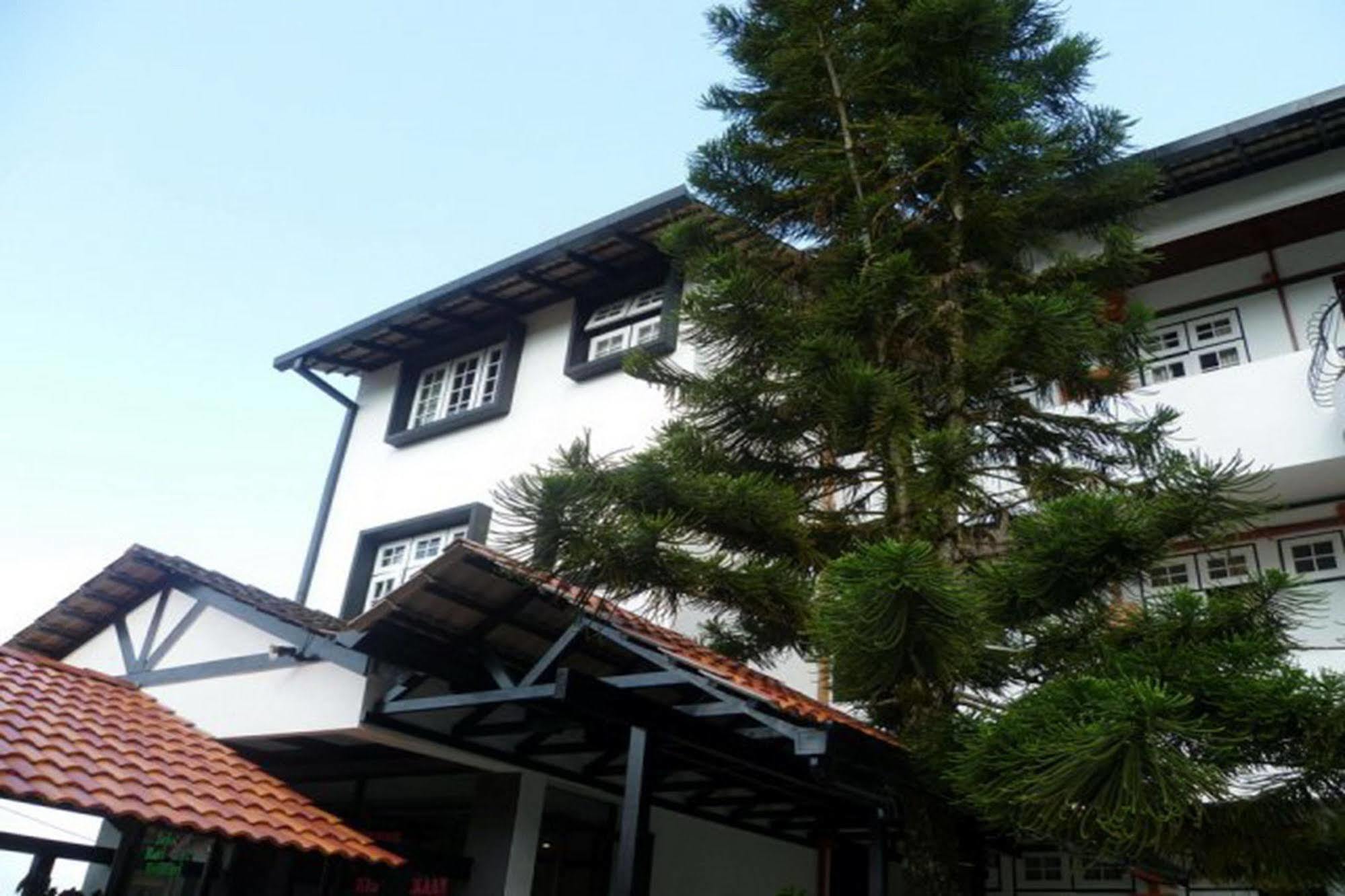 Country Lodge Resort Brinchang Ngoại thất bức ảnh