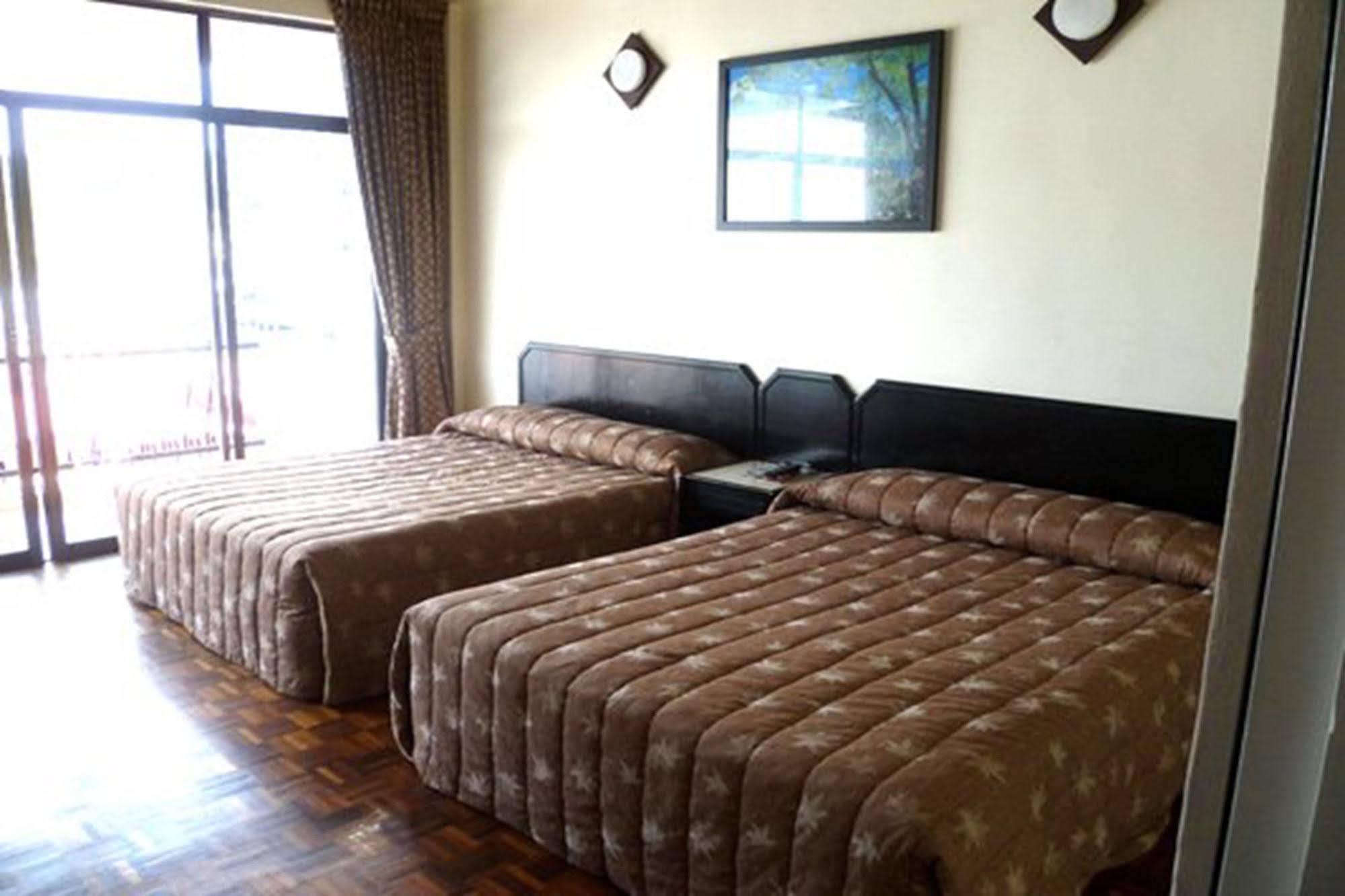 Country Lodge Resort Brinchang Ngoại thất bức ảnh